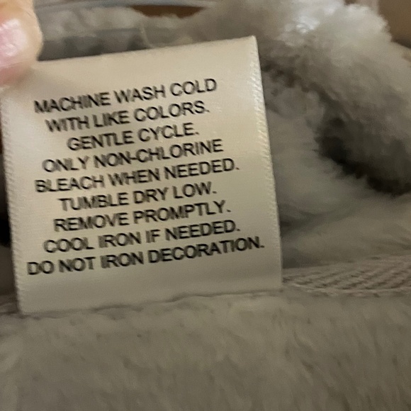 PEANUTS SNOOPY & WOODSTOCK PLUSH XMAS PULLOVER HOODIE SIZE SMALL - Picture 6 of 7